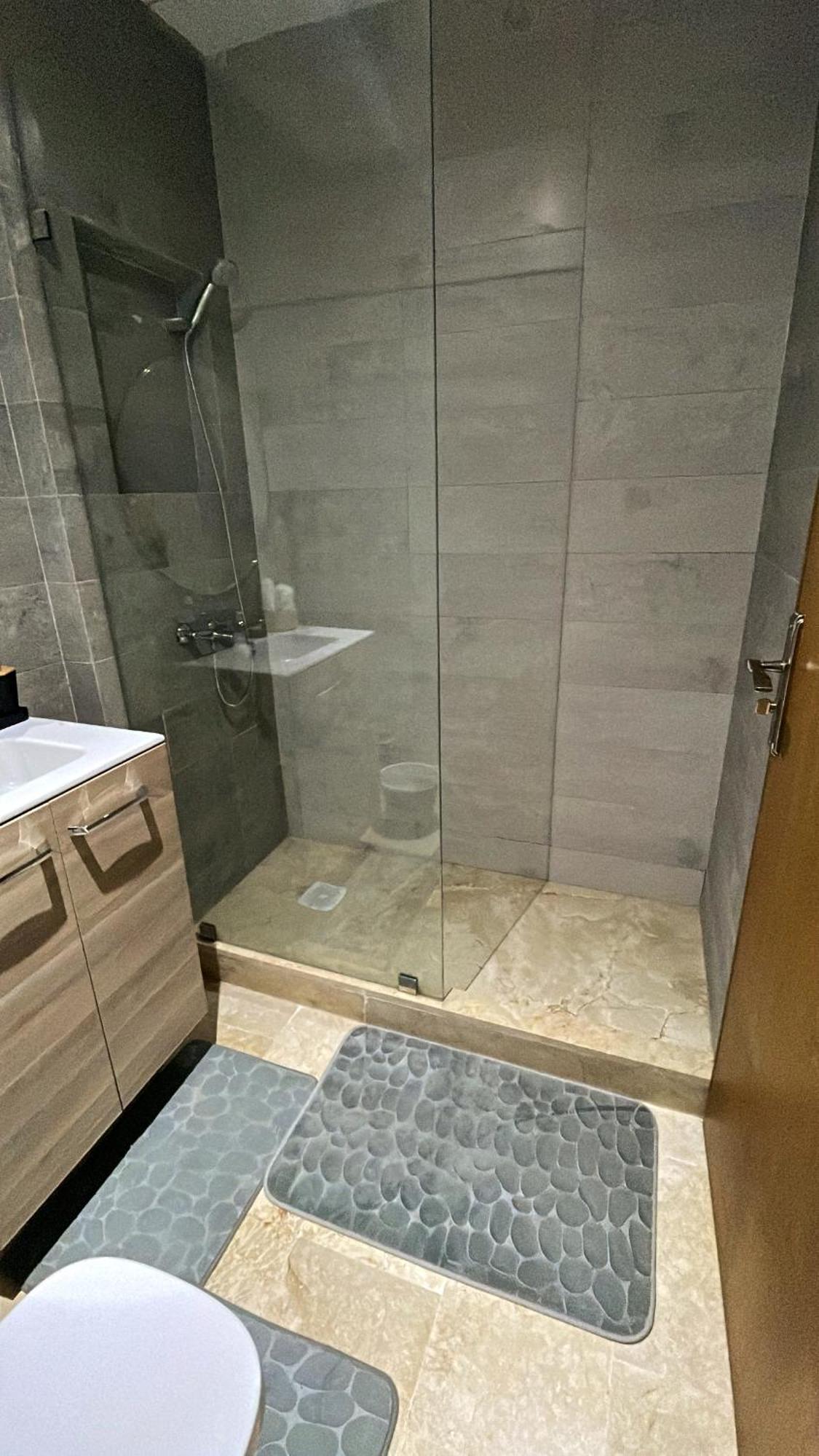 Elegant Appartement Avec Un Acces Piscine Jardin Parking Sous-Sol Et Wifi Haut Debit Fibre Optique Tanger Exterior foto