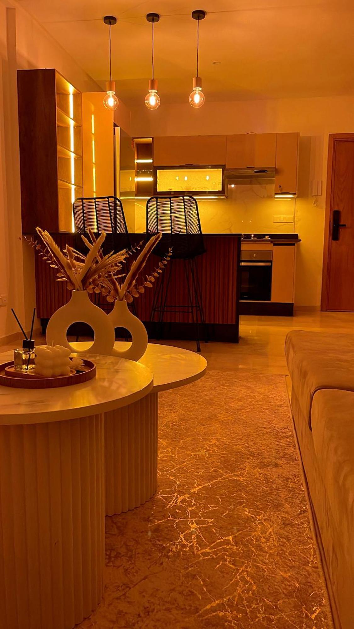 Elegant Appartement Avec Un Acces Piscine Jardin Parking Sous-Sol Et Wifi Haut Debit Fibre Optique Tanger Exterior foto
